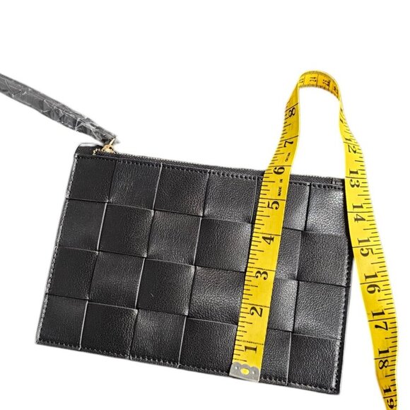 Anthropologie Woven Wristlet Wallet - Polyurethane Small Bag, Black, NWT - Picture 3 of 8